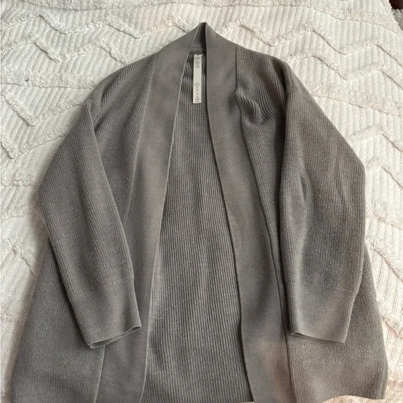 Lululemon Gray Open Front Women's cardigan - Picture 1 of 3
